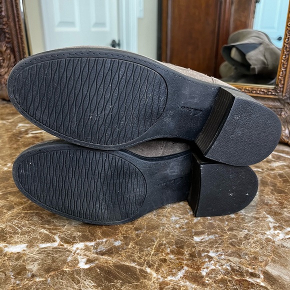 Clarks Suede Boots - Picture 3 of 8